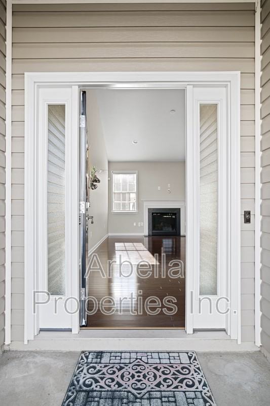 901 Hackney Rd - Photo 5 of 37