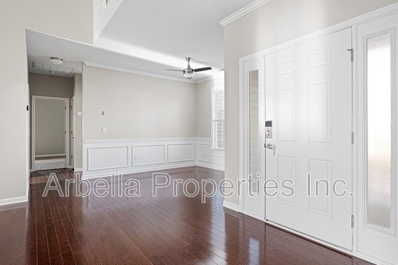 901 Hackney Rd - Photo 7 of 37