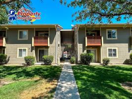featured image of 850 W Belmont St #104