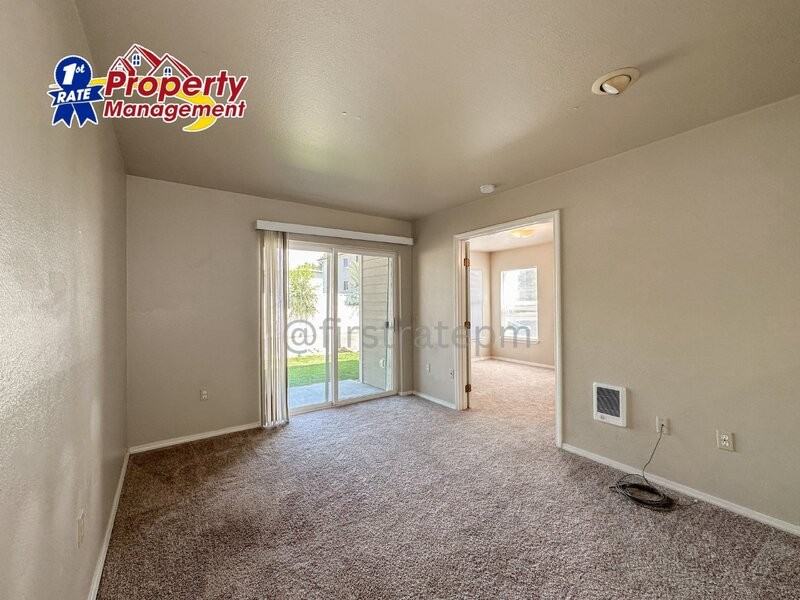 850 W Belmont St #104 - Photo 7 of 21
