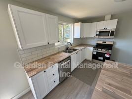 featured image of 329 Albany St #1