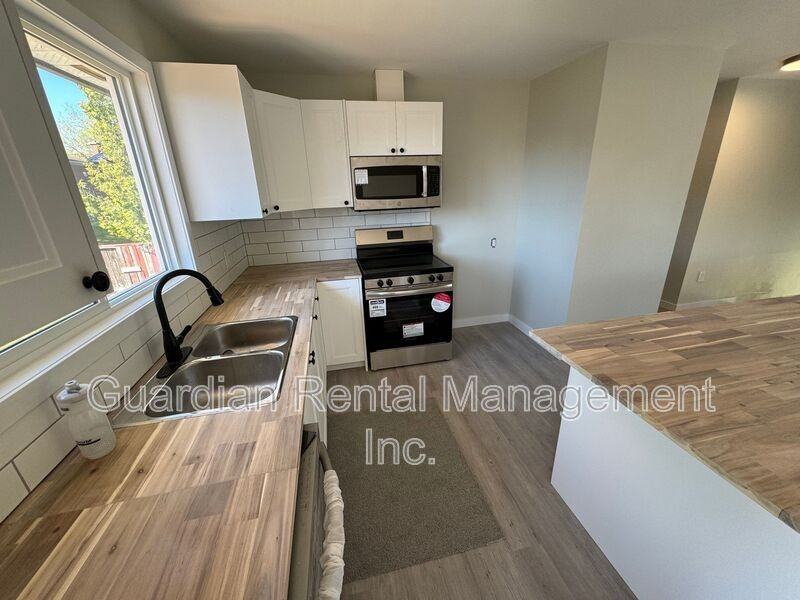 329 Albany St #1 - Photo 2 of 12