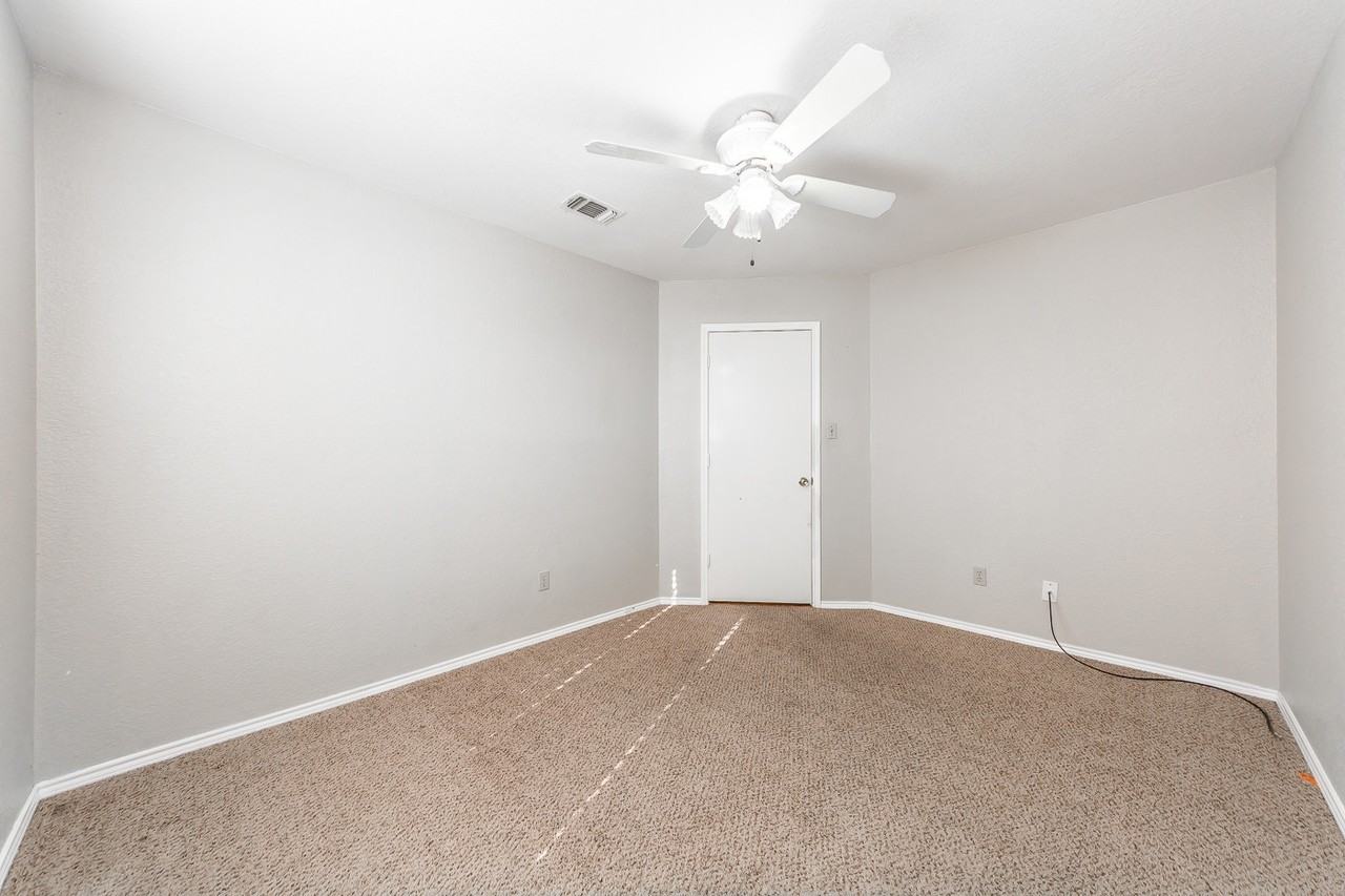 3724 Chaddybrook Ln - Photo 7 of 37