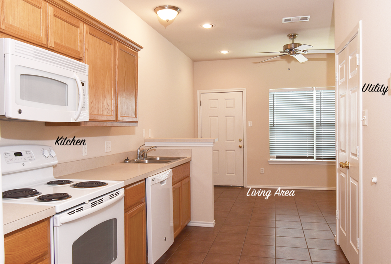 2400 Bryan St - Photo 4 of 10