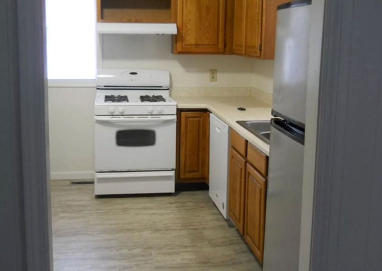 1422 Potomac Ave - Photo 2 of 4