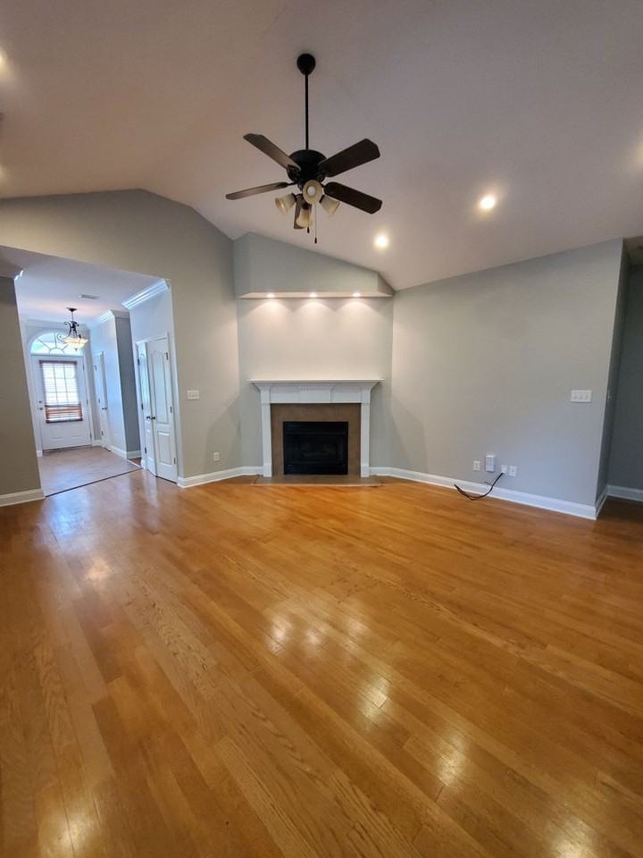 3815 Napa Dr - Photo 2 of 18
