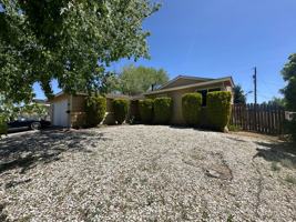 featured image of 7600 Gladstone Dr