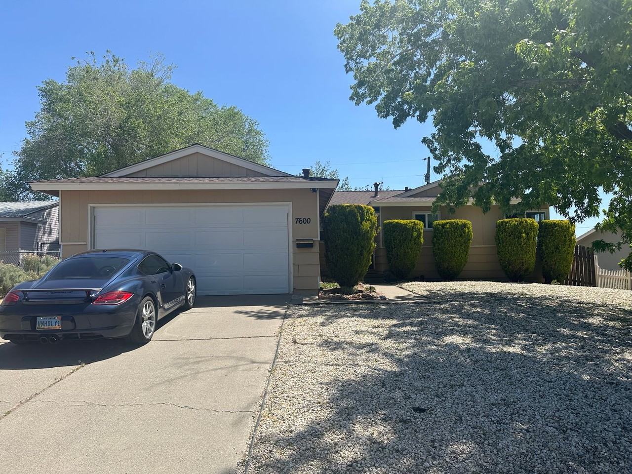 7600 Gladstone Dr - Photo 3 of 21