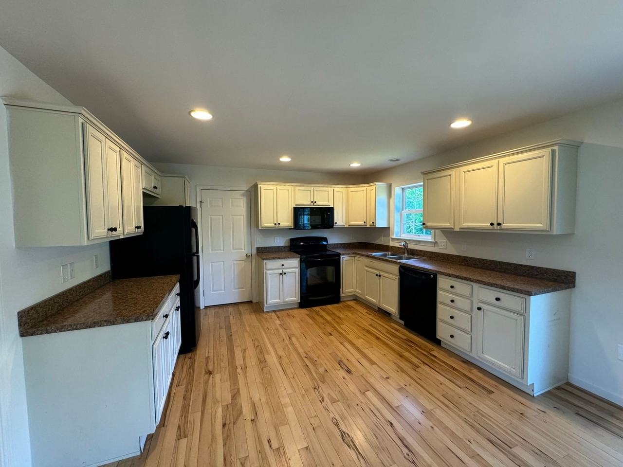 1006 Union House Rd - Photo 3 of 22