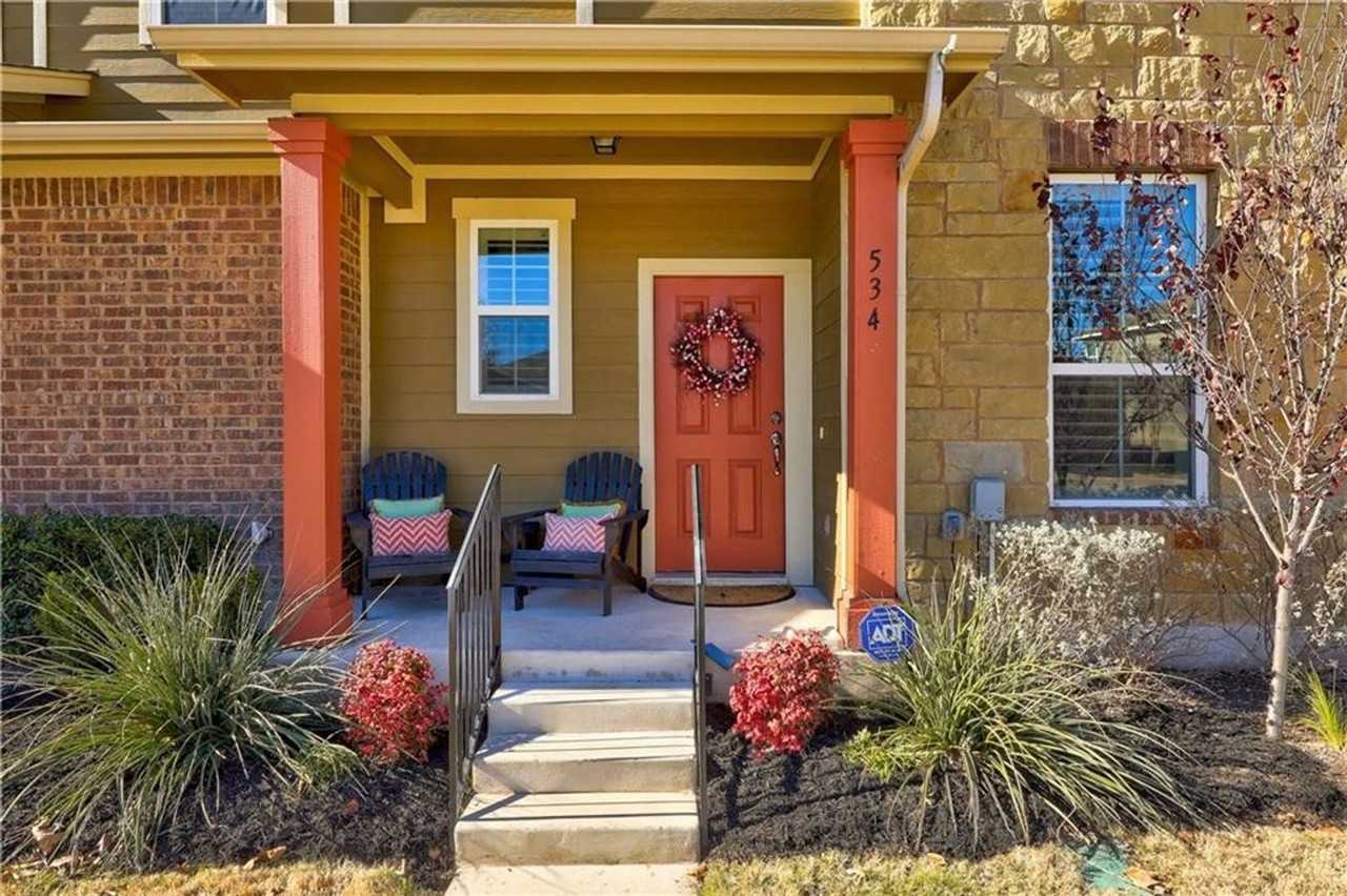 534 Tumlinson Fort Way - Photo 2 of 25