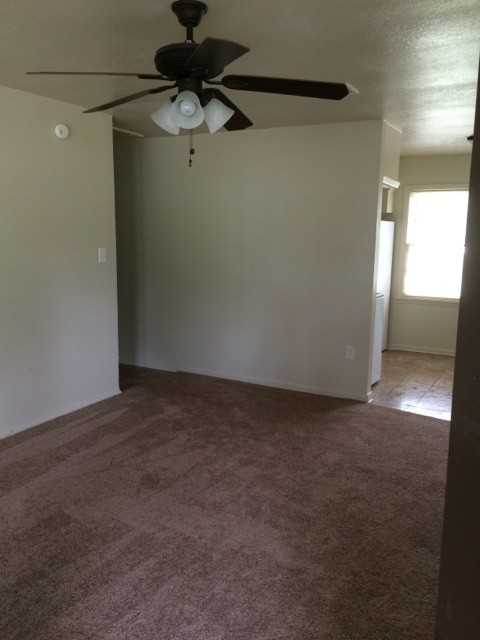 715 Patton St - Photo 2 of 10