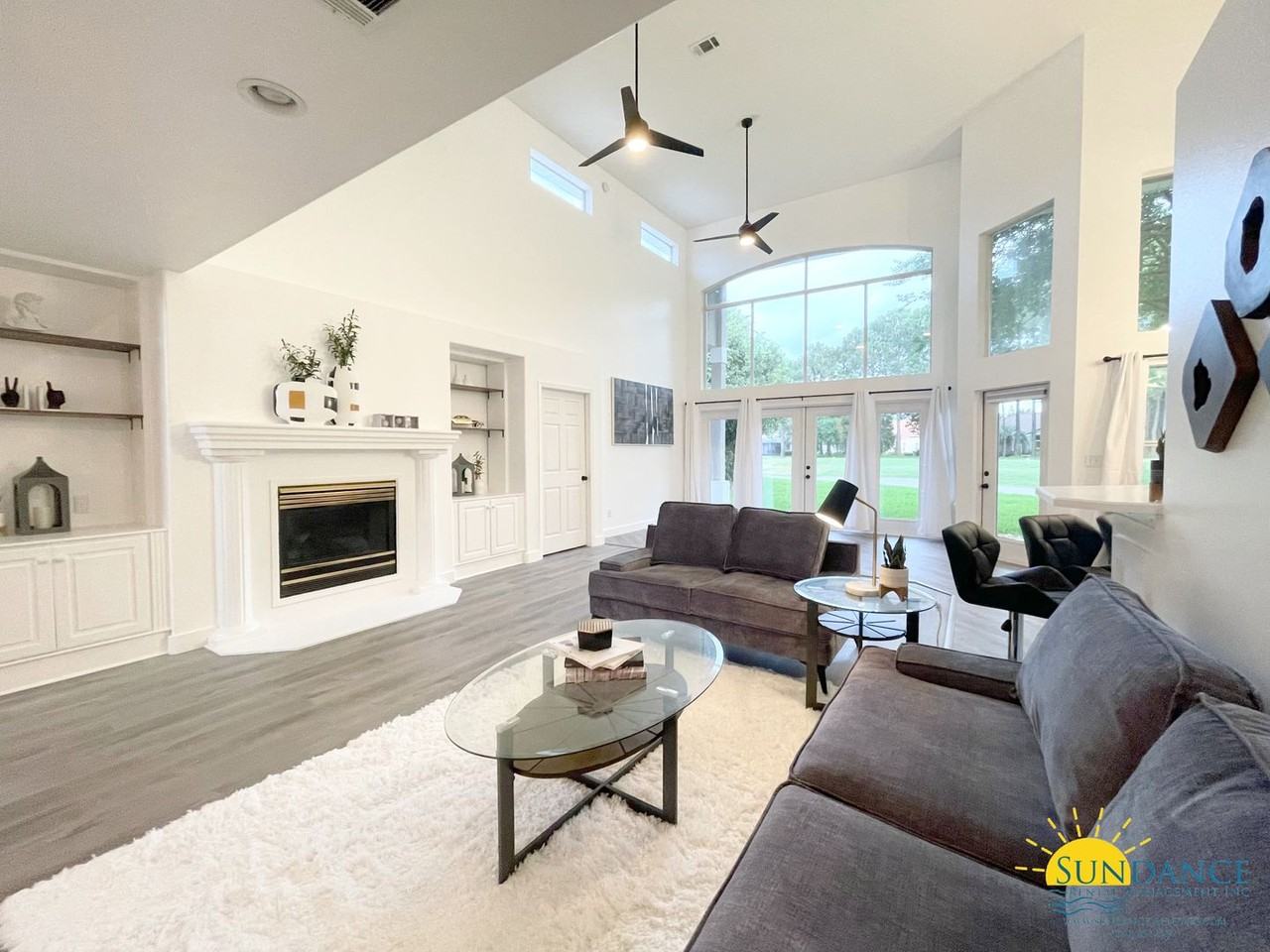 875 Indigo Loop - Photo 2 of 36