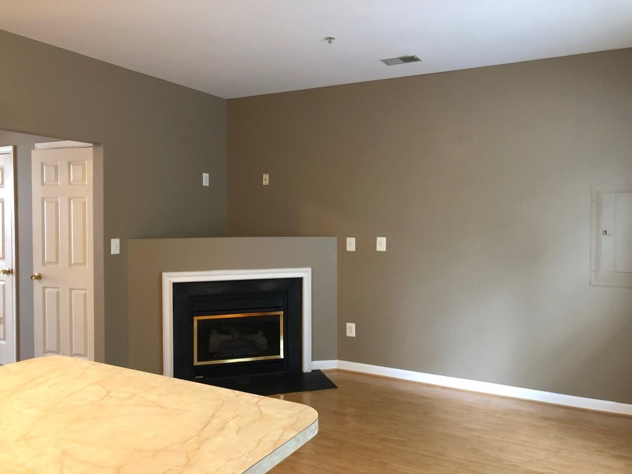11 Harbour Heights Dr - Photo 2 of 9