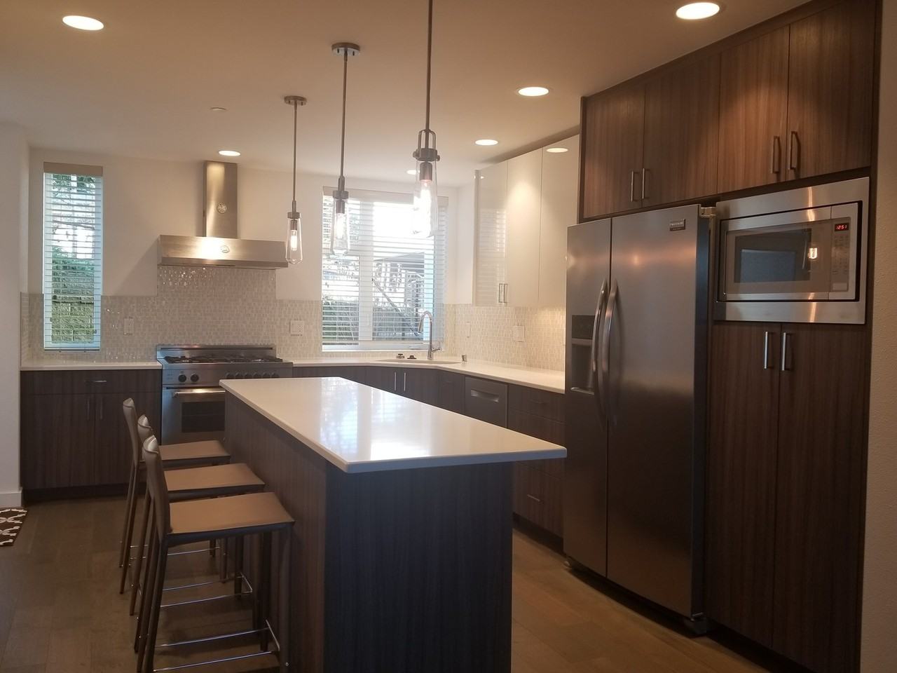 136 107th Ave Se - Photo 4 of 25