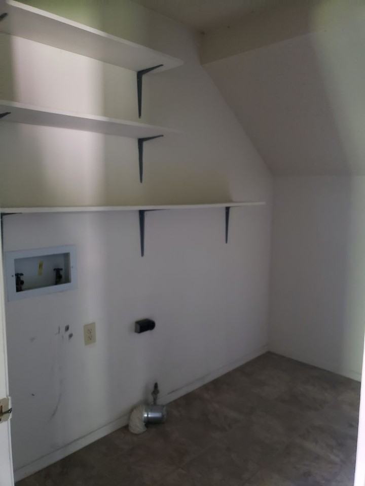 2510 Covington Dr - Photo 2 of 18