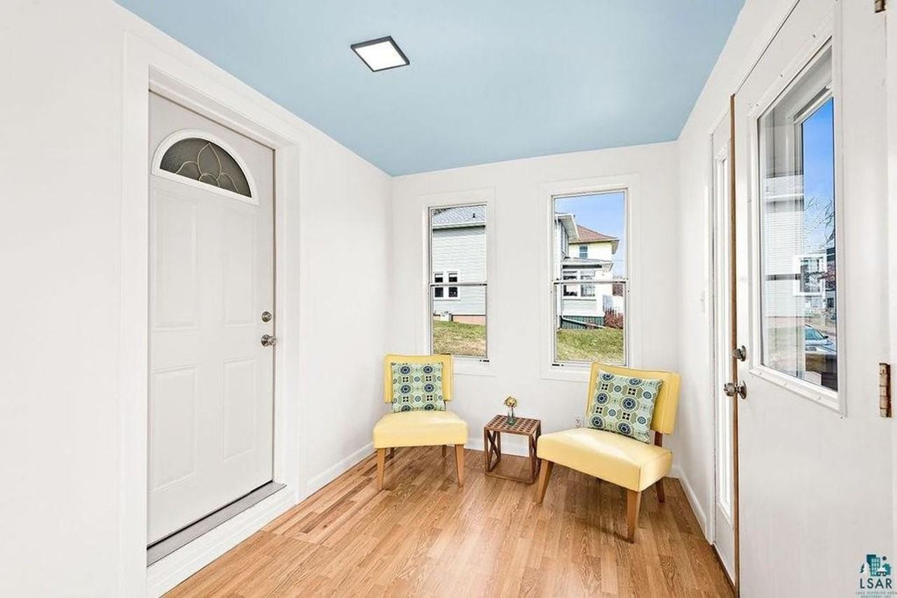 1219 E 5th St - Photo 5 of 22