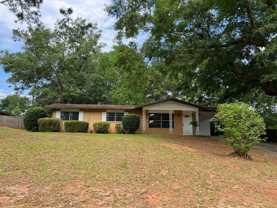 205 Morgan Ln - Photo 1 of 1