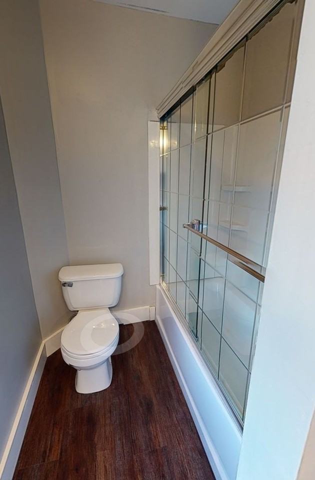 209 Glenwood Ave - Photo 3 of 13