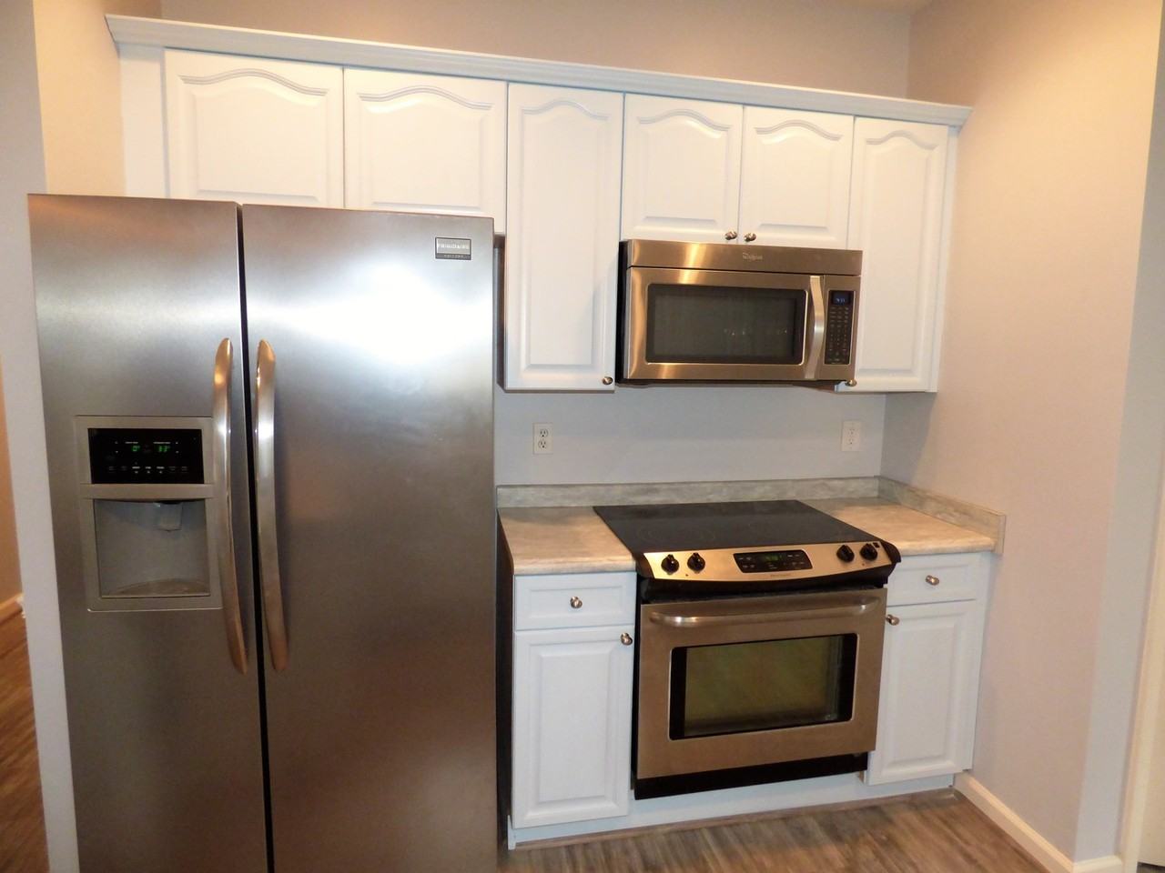 9014 Brookline Ln - Photo 6 of 14