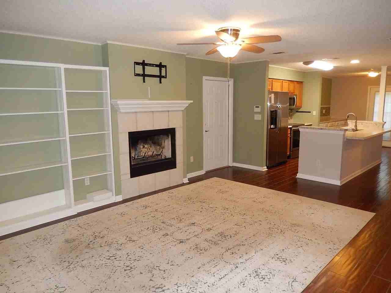 494 Concord Rd - Photo 4 of 24