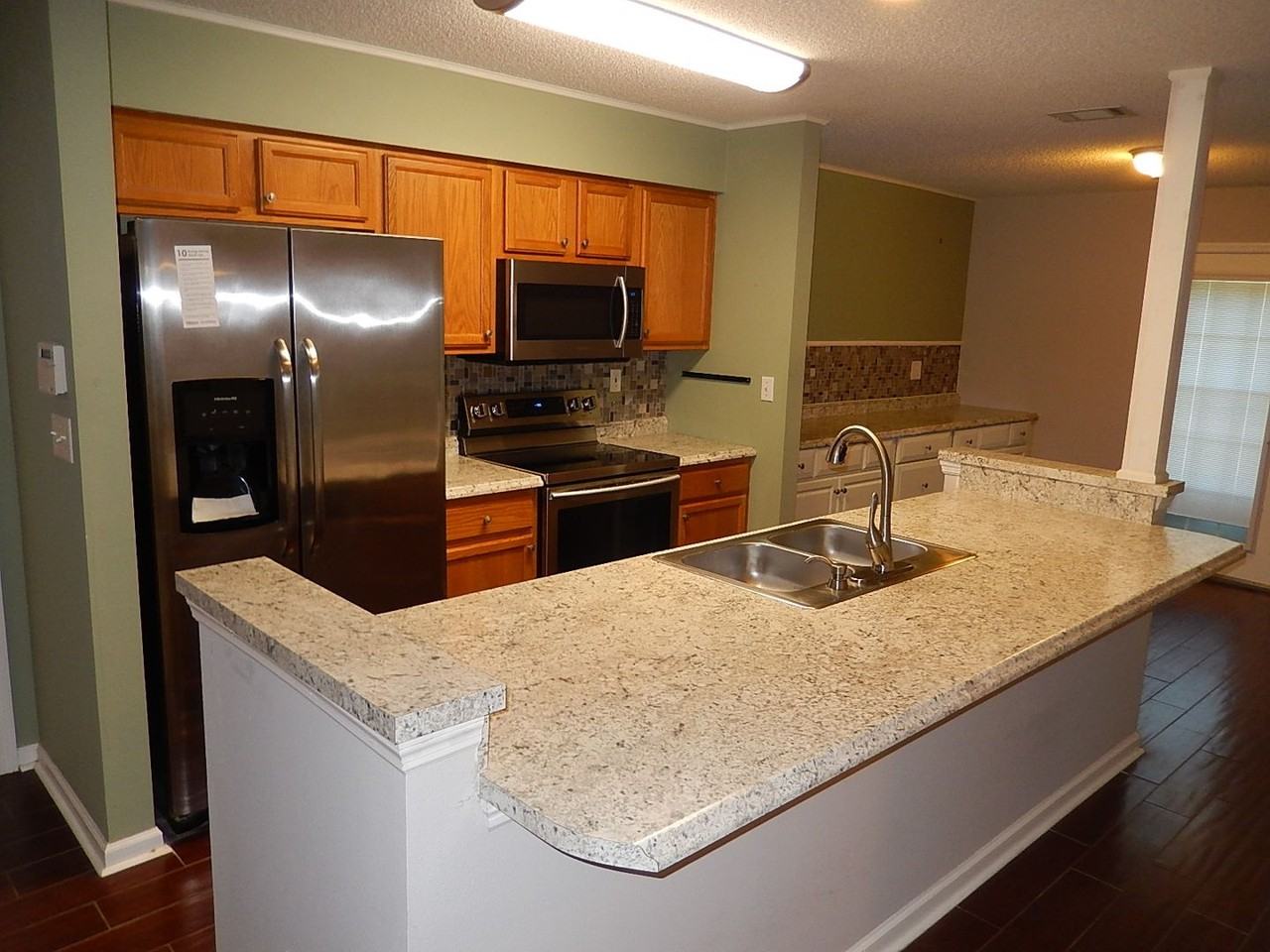 494 Concord Rd - Photo 5 of 24