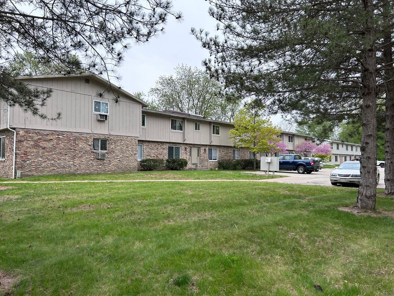 Gratiot Center Apartments (Ithaca 28 LLC) - Photo 3 of 28