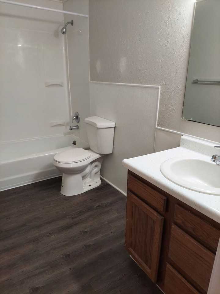 Gratiot Center Apartments (Ithaca 28 LLC) - Photo 7 of 28