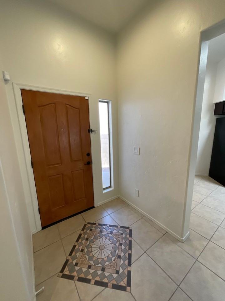 7370 E Placita Luz De La Luna - Photo 4 of 32