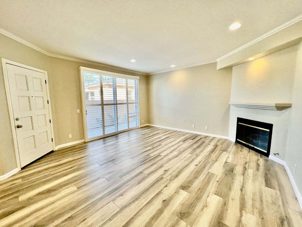 1045 Beryl St - Photo 3 of 24