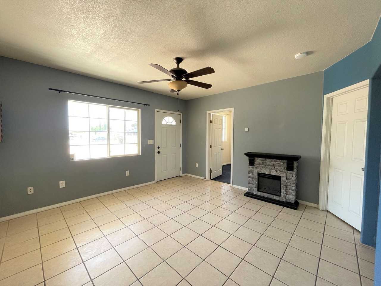 15754 M St - Photo 3 of 17