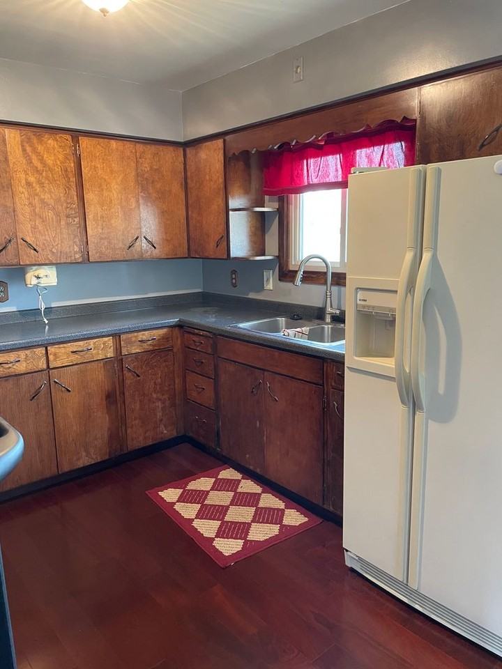 504 17th Ave - Photo 3 of 10