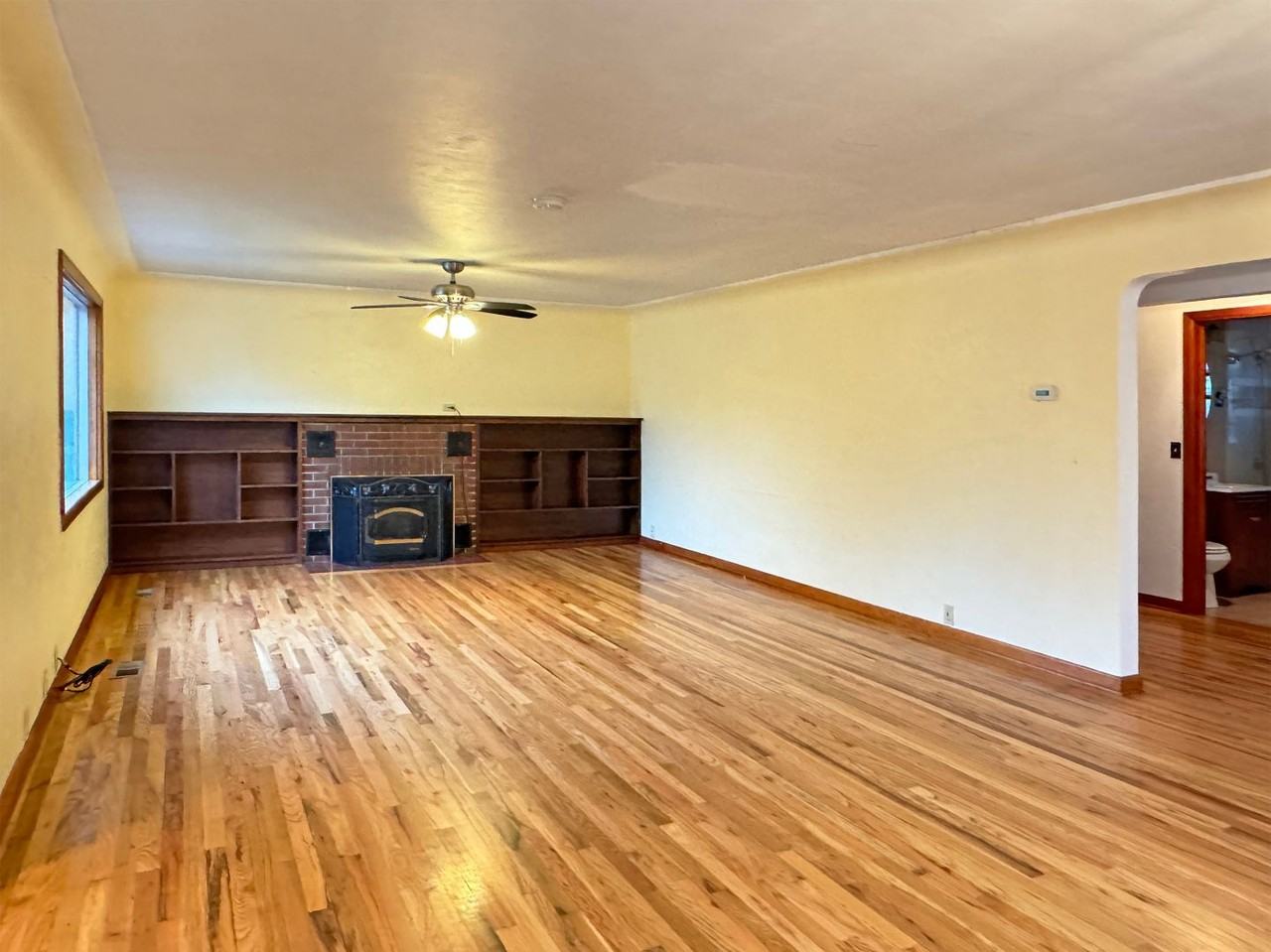 1920 Se Debord St - Photo 3 of 28