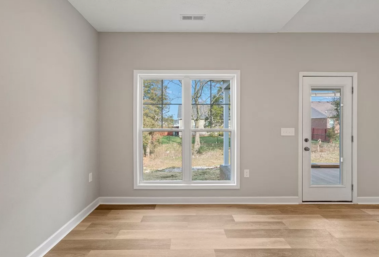 2640 Cedrus Ave - Photo 4 of 24