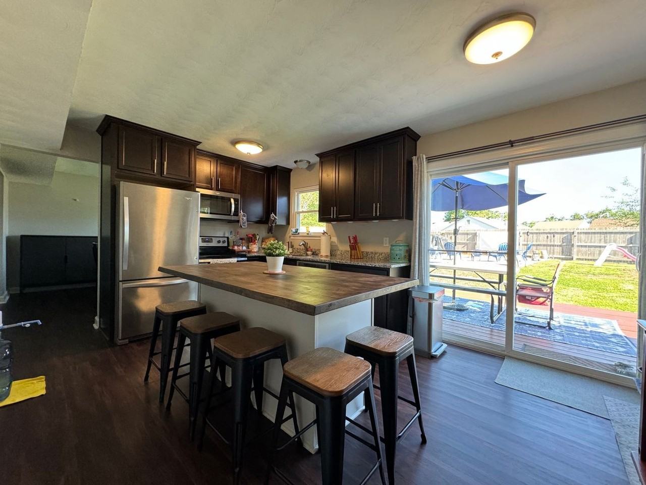3104 Guenevere Dr - Photo 6 of 18