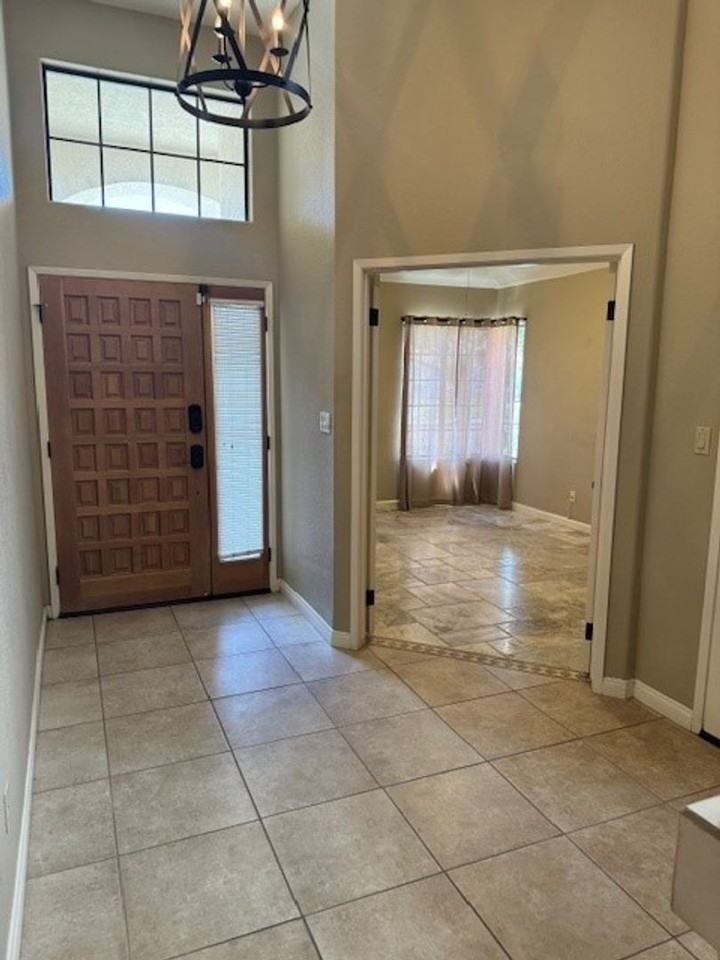 8205 Sheffield Ln - Photo 2 of 19