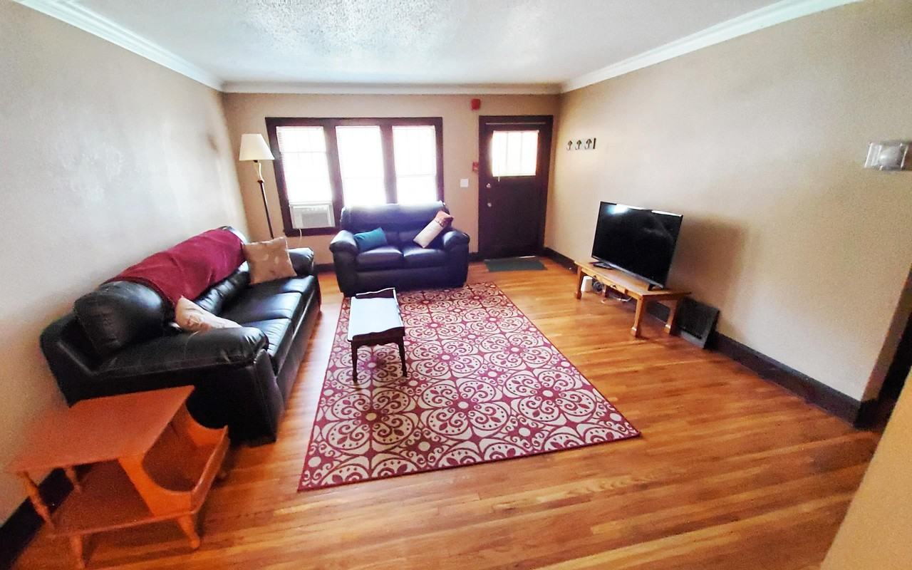 Taylor - 1243 1st Street SW - Photo 3 of 19