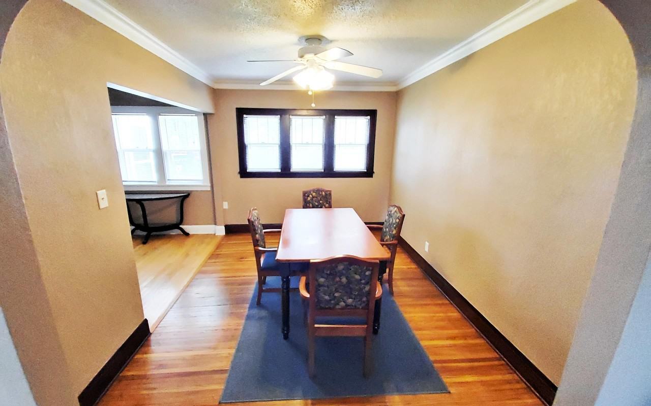 Taylor - 1243 1st Street SW - Photo 5 of 19