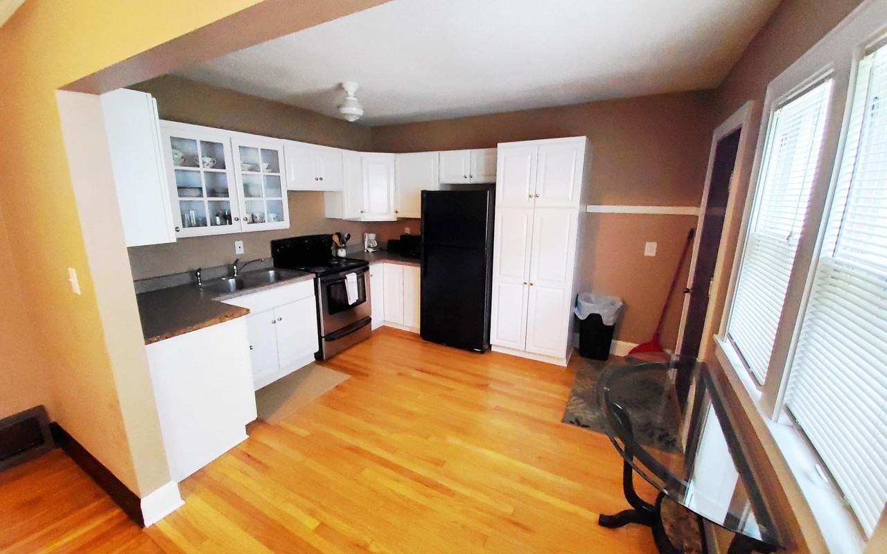 Taylor - 1243 1st Street SW - Photo 7 of 19