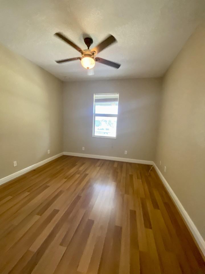 Anita 9322** - Photo 7 of 11