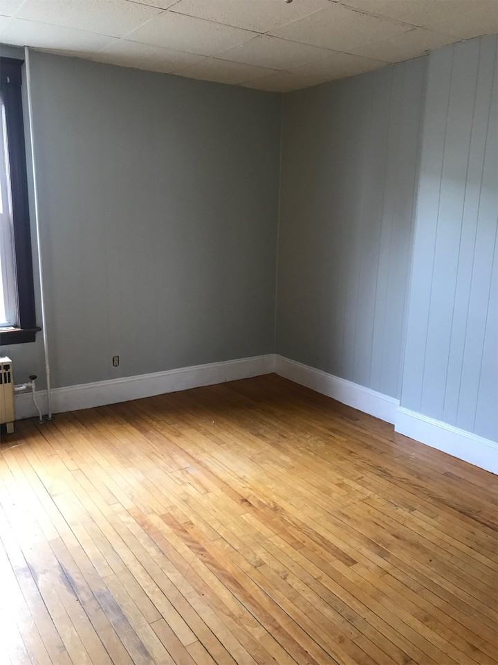 25 Bradley St - Photo 3 of 6