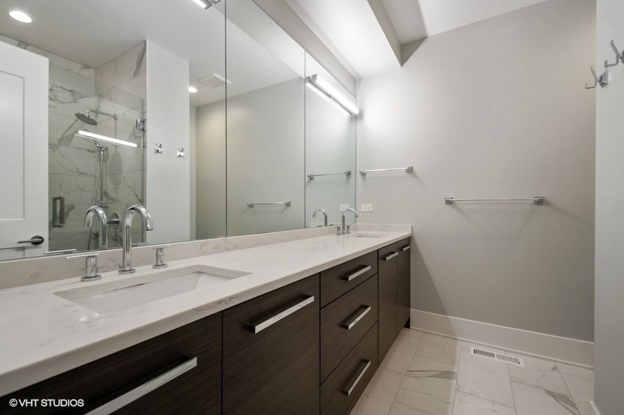 3530 North Wilton Avenue - Photo 2 of 5