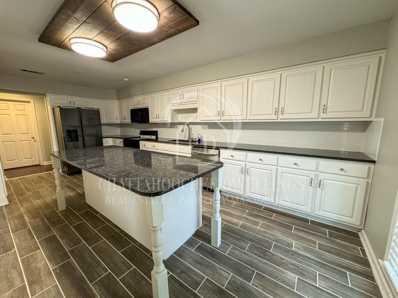 4194 Georgia 352 - Photo 2 of 15