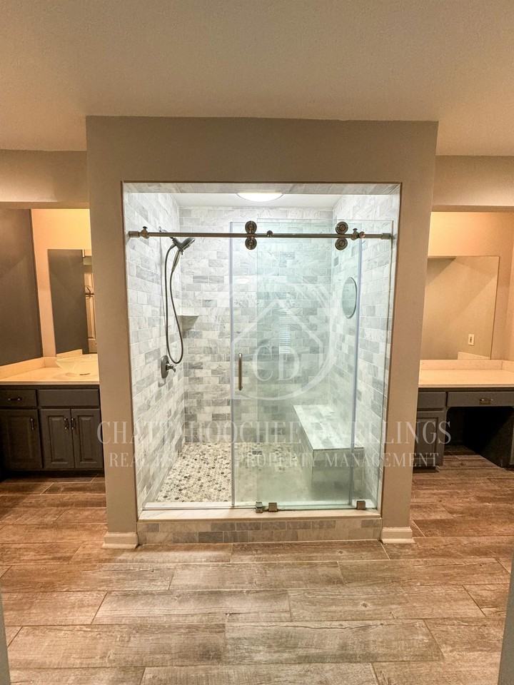 4194 Georgia 352 - Photo 6 of 15