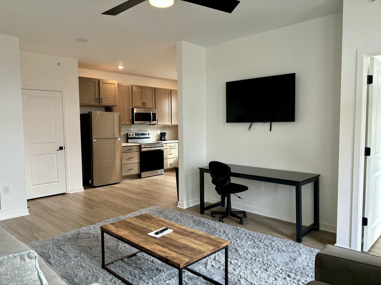 304 Woodland Avenue - Photo 3 of 20