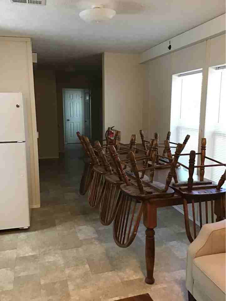 2023 E Henderson St - Photo 3 of 39