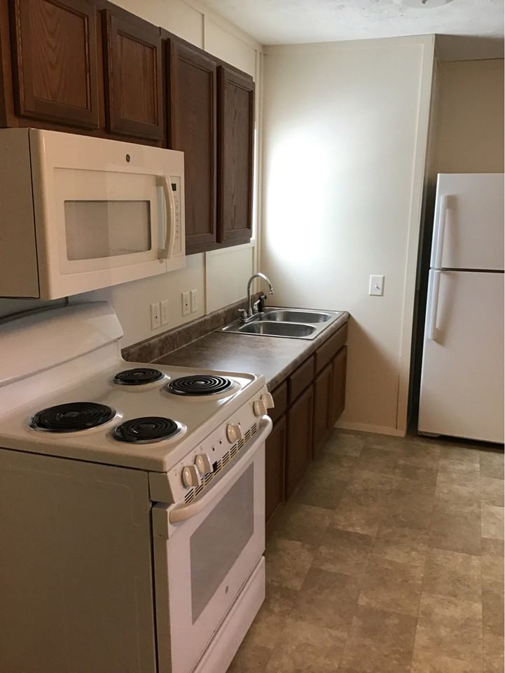 2023 E Henderson St - Photo 4 of 39