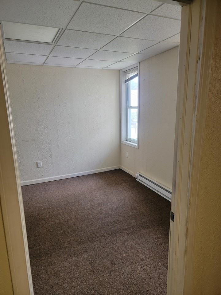 1603 Arlington Avenue - Photo 5 of 7