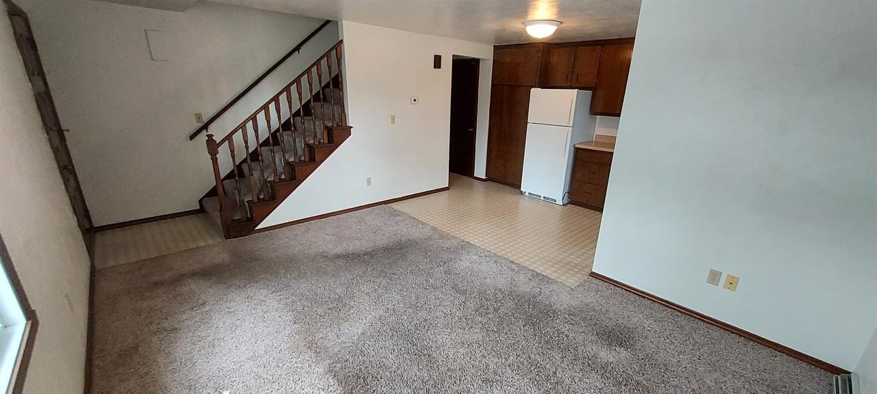 12th Ave Townhouse - Photo 3 of 8