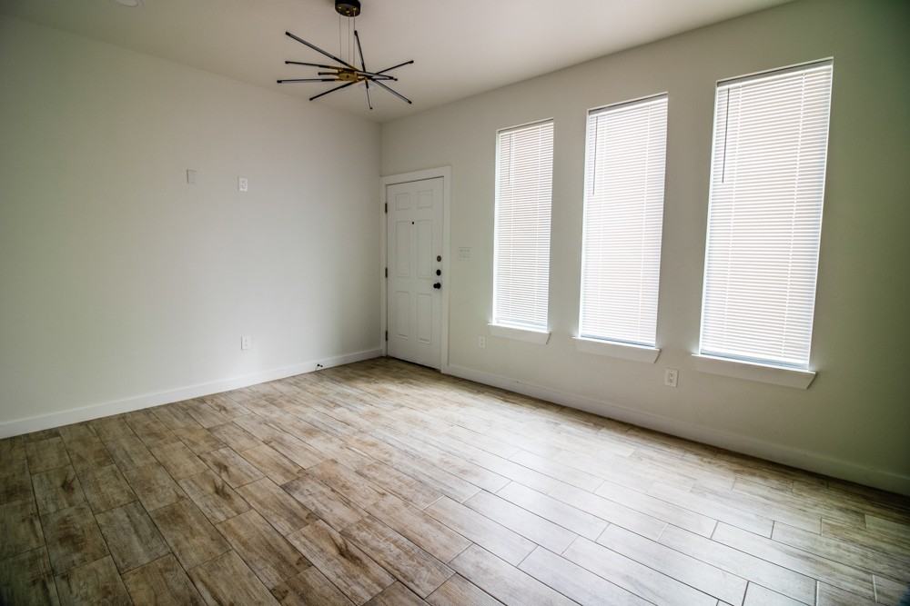 1429 West Harrison Avenue - Photo 2 of 34