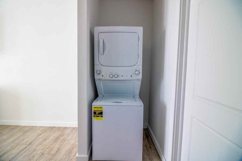 1429 West Harrison Avenue - Photo 6 of 34